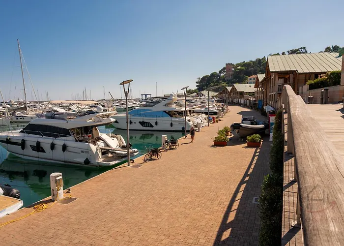 Apartamento Penthouse With Terrace • Sea 5Min • Trains 4Min *