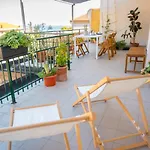 Penthouse With Terrace • Sea 5min • Trains 4min Apartment