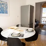 Penthouse With Terrace • Sea 5min • Trains 4min Apartment