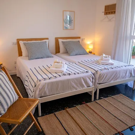 Penthouse With Terrace • Sea 5min • Trains 4min Apartment *