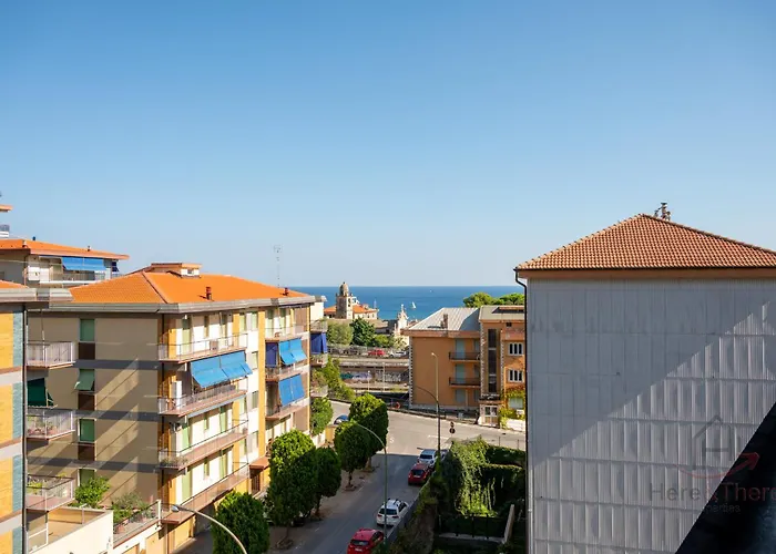 Penthouse With Terrace • Sea 5Min • Trains 4Min Appartamento *